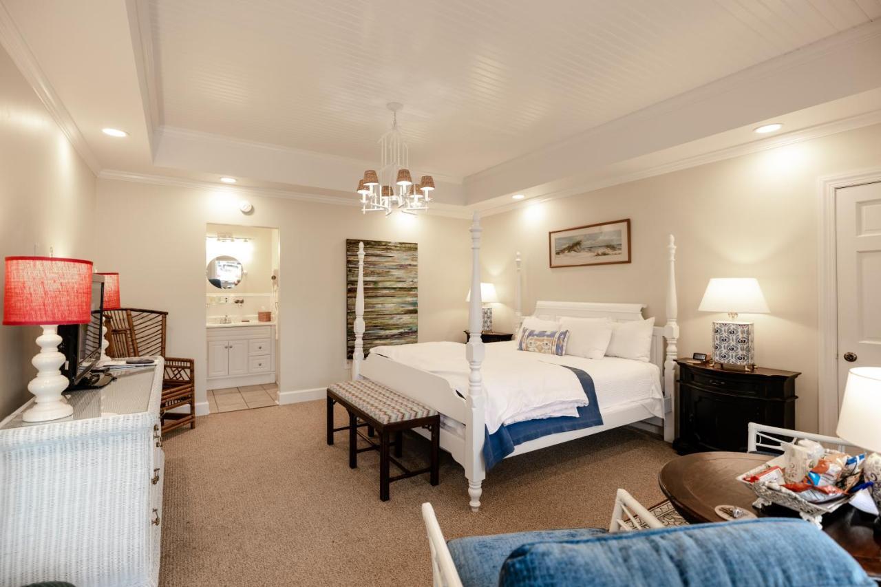 The Chesapeake Inn Urbanna ภายนอก รูปภาพ