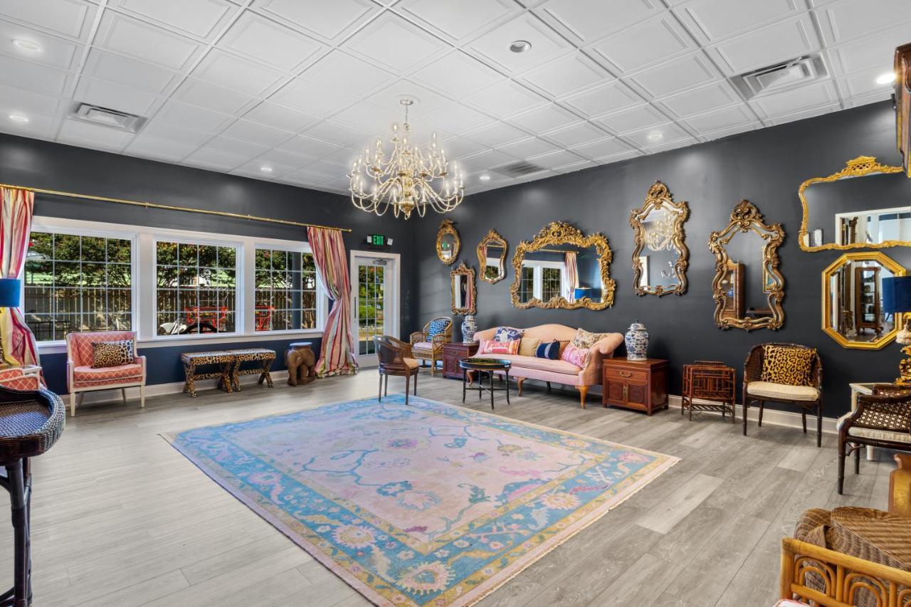 The Chesapeake Inn Urbanna ภายนอก รูปภาพ